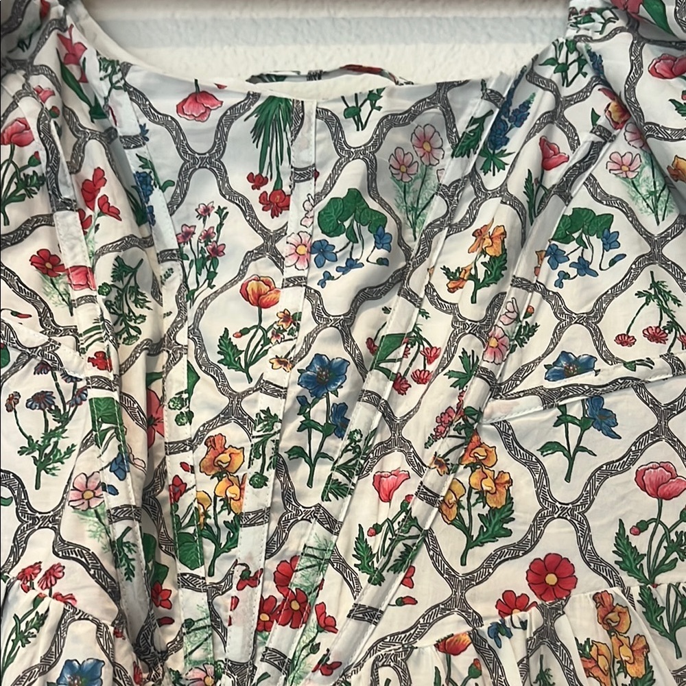 Moon River Floral Puff Sleeve - Picture 6 of 9